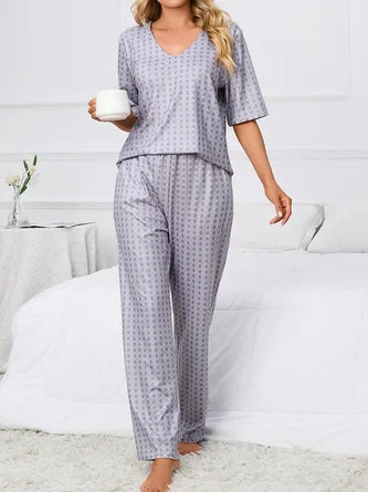 Simple Geometric Print Veck Top With Pants Casual Pajama Set